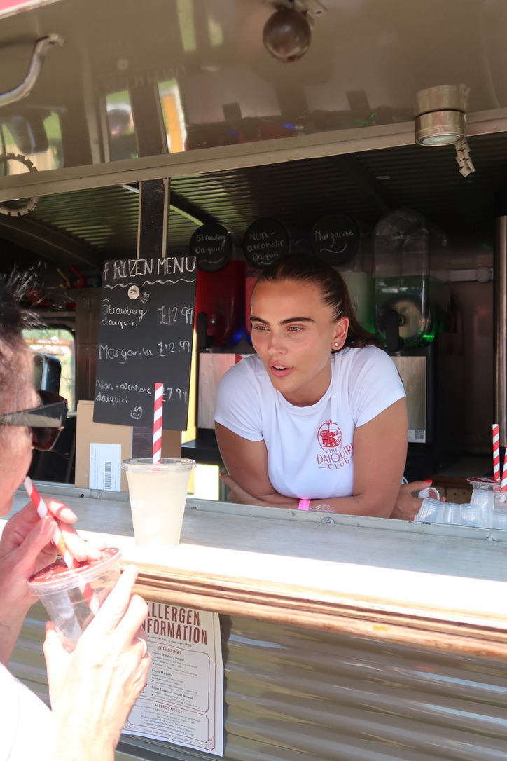 Serving a frozen daiquiri from the van window